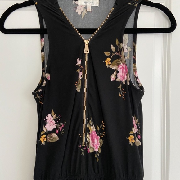 Jumpsuit - Picture 2 of 3